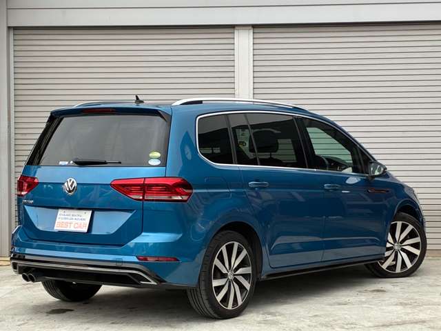 フォルクスワーゲン ゴルフトゥーラン ＴＳＩ　Ｒライン R1年 (関東) 99