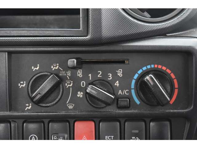 日野自動車 デュトロ ４．０ＤＴ H25年 (近畿) 99