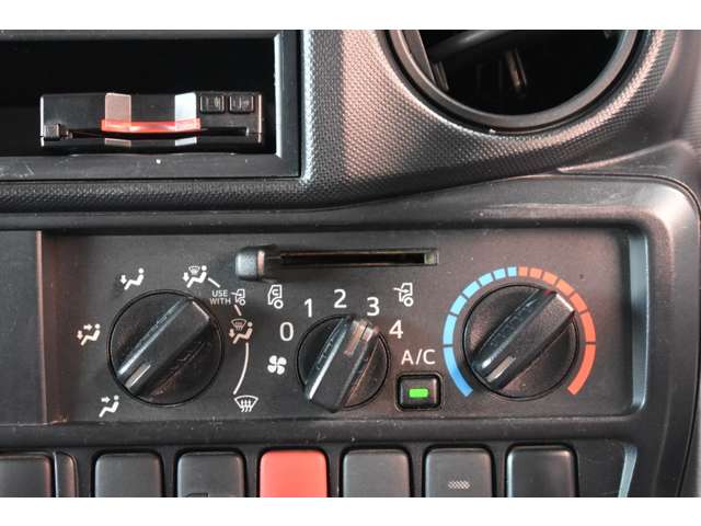 日野自動車 デュトロ ４．０Ｄターボ Ｗキャブ R1年 (近畿) 99