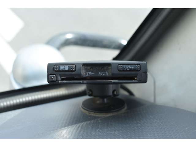 いすゞ エルフ ３．０ ダブルキャブ フラットロー ディーゼルターボ H23年 (近畿) 99