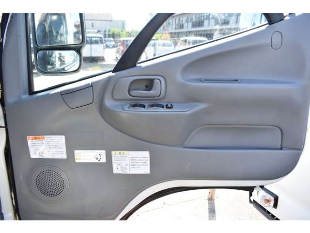 日野自動車 デュトロ ４．０ ダンプ ディーゼルターボ H25年 (近畿) 99