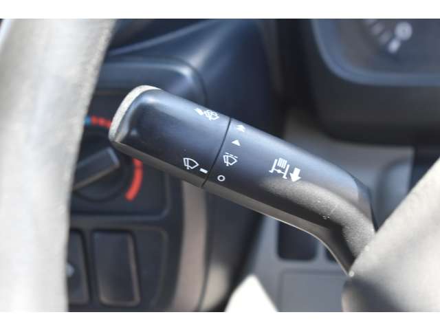 日野自動車 デュトロ ４．０ ダンプ ディーゼルターボ H25年 (近畿) 99