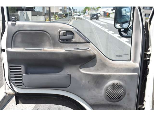 いすゞ エルフ ３．０ フルフラットロー ディーゼルターボ H19年 (近畿) 99