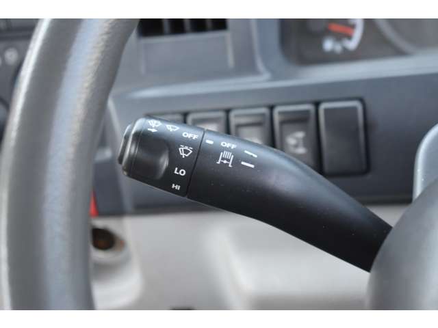 いすゞ エルフ ３．０ フルフラットロー ディーゼルターボ H19年 (近畿) 99
