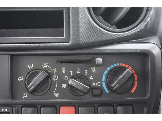 トヨタ ダイナ ４．０ １０尺ダンプ フルジャストロー ディーゼルターボ H24年 (近畿) 99