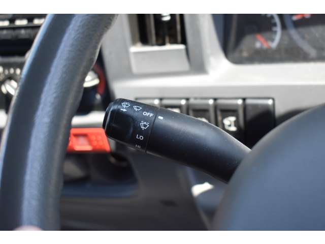 マツダ タイタン ３．０ＤＴダブルキャブフルワイドロー H25年 (近畿) 99