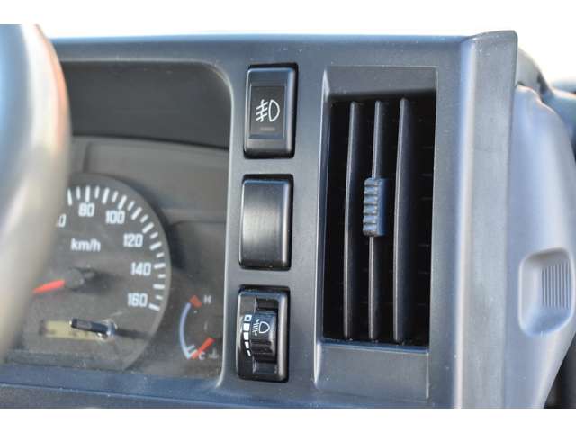マツダ タイタン ３．０ディーゼルターボ フルフラットロー H25年 (近畿) 99