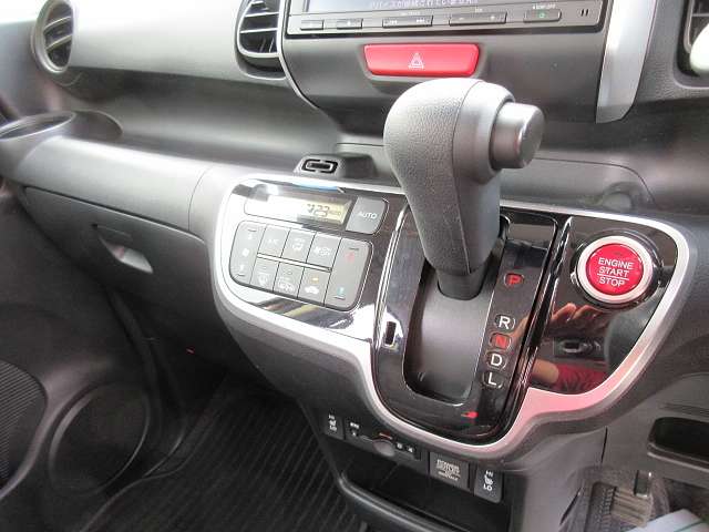 ホンダ Ｎ　ＢＯＸ ６６０ Ｇ ＳＳパッケージ H29年 (関東) 99