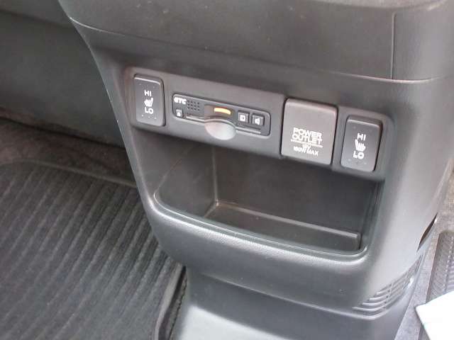 ホンダ Ｎ　ＢＯＸ ６６０ Ｇ ＳＳパッケージ H29年 (関東) 99