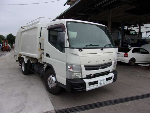 三菱フソウ キャンター パッカー車 H26年 (関東) 99