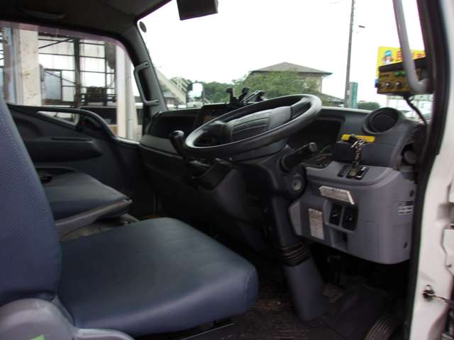 三菱フソウ キャンター パッカー車 H26年 (関東) 99