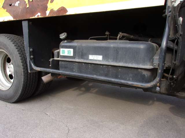 三菱フソウ キャンター 高所作業車 H15年 (関東) 99