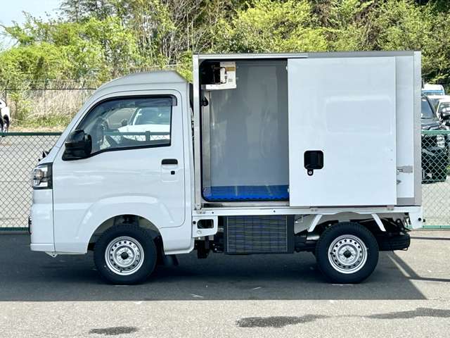 ダイハツ ハイゼットトラック カラーアルミ中温冷凍車 －７℃設定 R8年 (関東) 99