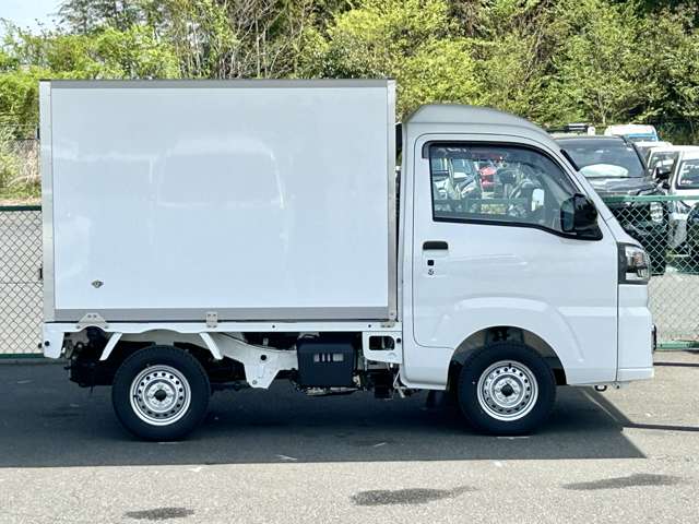 ダイハツ ハイゼットトラック カラーアルミ中温冷凍車 －７℃設定 R8年 (関東) 99