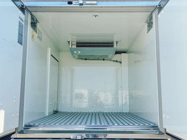 ダイハツ ハイゼットトラック 低温冷蔵冷凍車 －２０℃設定 R4年 (関東) 99