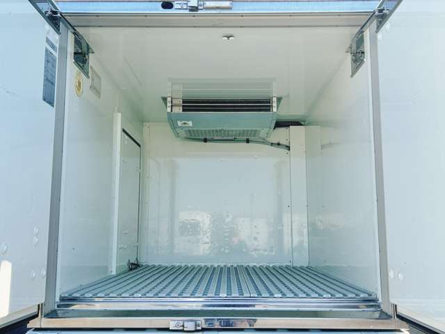 ダイハツ ハイゼットトラック 低温冷蔵冷凍車 －２０℃設定 R4年 (関東) 99