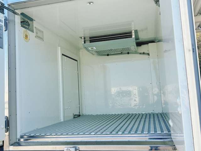 ダイハツ ハイゼットトラック 低温冷蔵冷凍車 －２０℃設定 R4年 (関東) 99