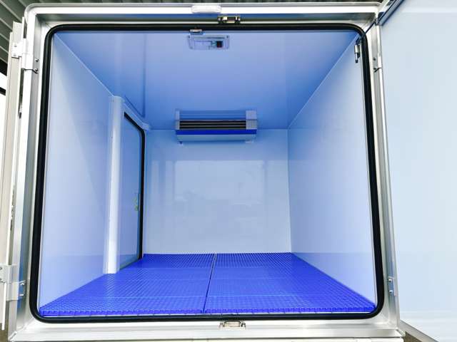 ダイハツ ハイゼットトラック スタンバイ機能付キ冷凍車 中温－５℃設定 R7年 (関東) 99