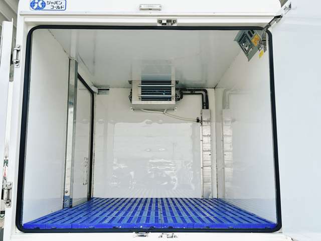 ダイハツ ハイゼットトラック ＦＲＰ中温冷蔵冷凍車 －７℃設定 R1年 (関東) 99