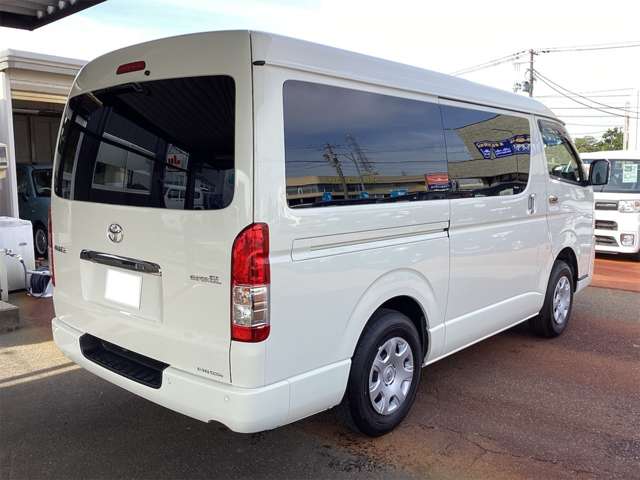トヨタ ハイエースバン ２．７ スーパーＧＬ ワイド ロング ミドルルーフ ４ＷＤ R7年 (甲信越・北陸) 99