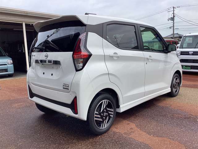 日産 デイズ ６６０ ハイウェイスターＸ プロパイロット エディション ４ＷＤ R6年 (甲信越・北陸) 99