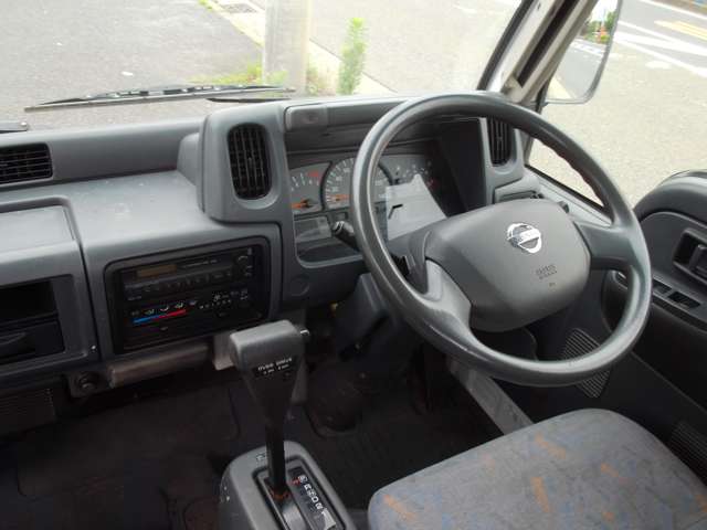 日産 アトラス ２．０ ロング スーパーロー ＤＸ H18年 (関東) 99