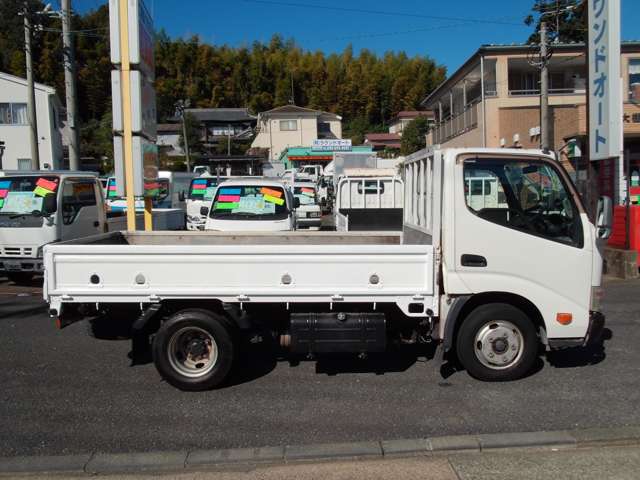 日野自動車 デュトロ ２Ｔ積ミ H23年 (関東) 99