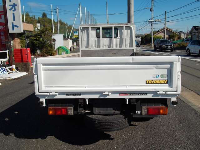 日野自動車 デュトロ ２Ｔ積ミ H23年 (関東) 99