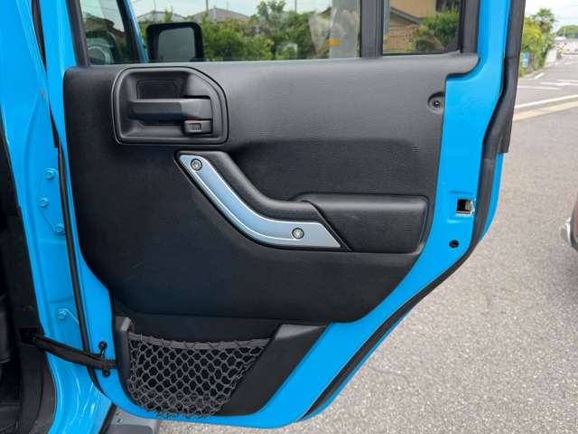 ジープ ラングラー　アンリミテッド アンリミテッド サハラ メイク マイ ジープ ４ＷＤ H29年 (東海) 99