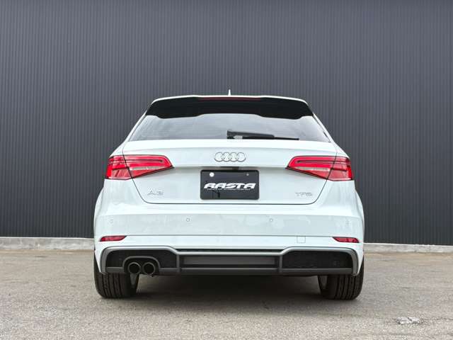 アウディ Ａ３　スポーツバック １．４ ＴＦＳＩ スポーツ Ｓラインパッケージ H29年 (関東) 99