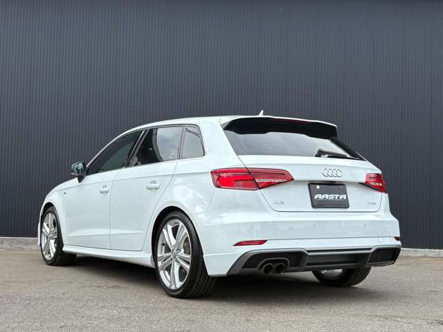 アウディ Ａ３　スポーツバック １．４ ＴＦＳＩ スポーツ Ｓラインパッケージ H29年 (関東) 99