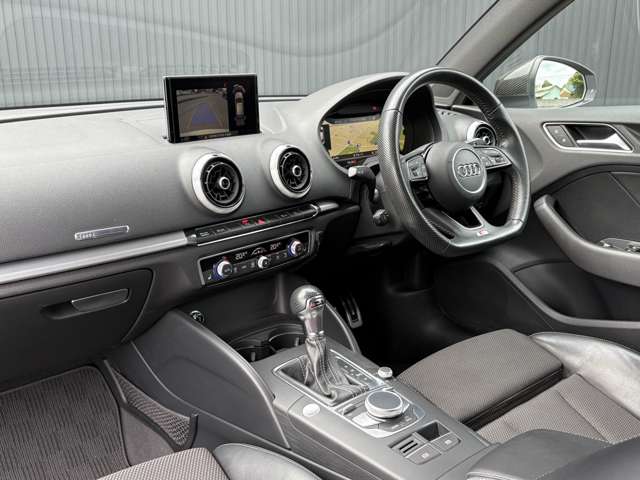 アウディ Ａ３　スポーツバック １．４ ＴＦＳＩ スポーツ Ｓラインパッケージ H29年 (関東) 99