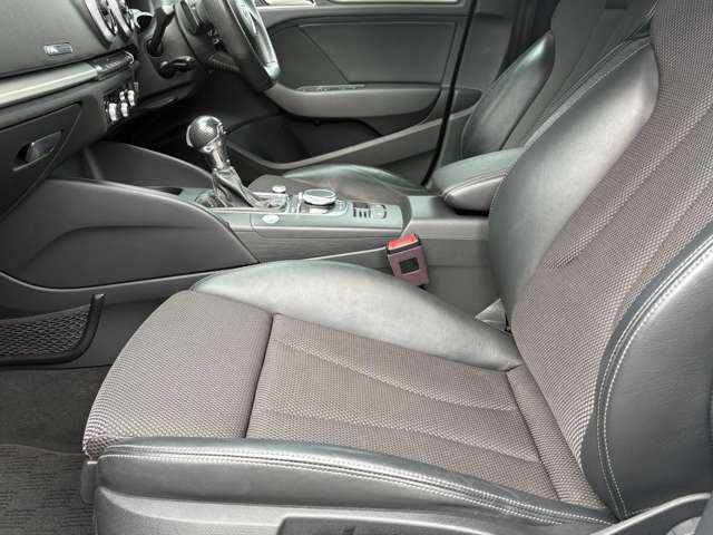 アウディ Ａ３　スポーツバック １．４ ＴＦＳＩ スポーツ Ｓラインパッケージ H29年 (関東) 99