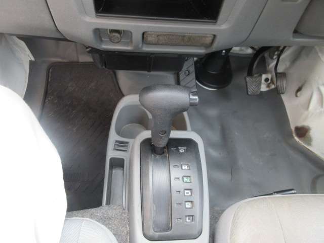 三菱 ミニキャブトラック ６６０ Ｖタイプ エアコン付 ４ＷＤ H21年 (関東) 99