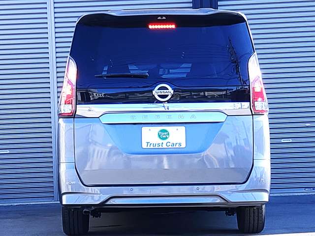 日産 セレナ ２．０ Ｓ R4年 (近畿) 99