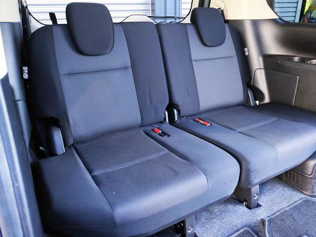 日産 セレナ ２．０ Ｓ R4年 (近畿) 99