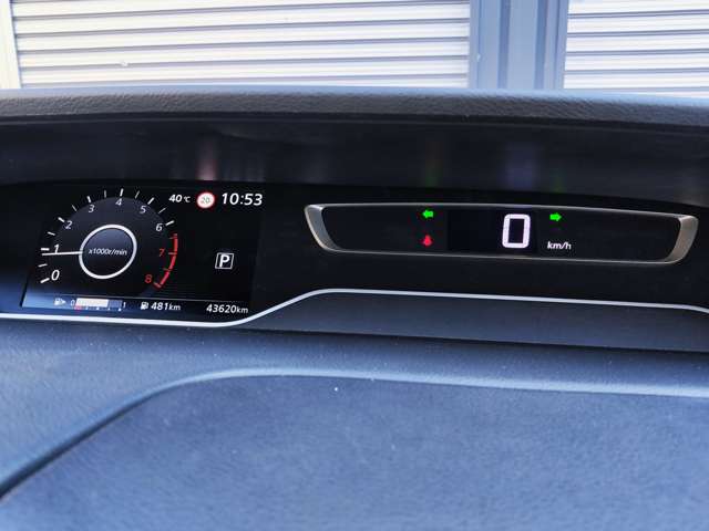 日産 セレナ ２．０ Ｓ R4年 (近畿) 99
