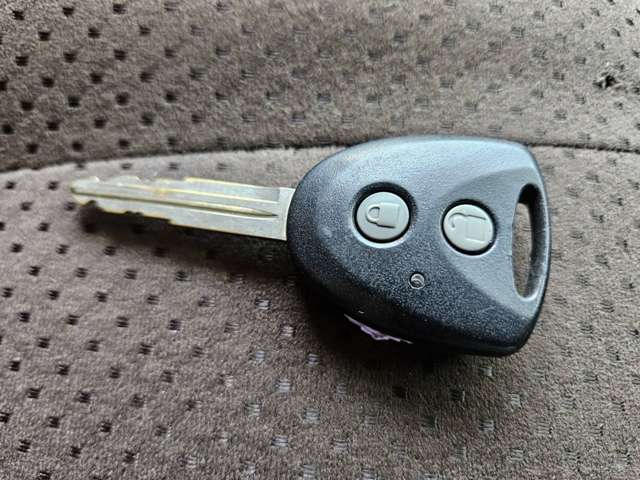 ダイハツ ミラ ６６０ Ｌ H22年 (中国) 99