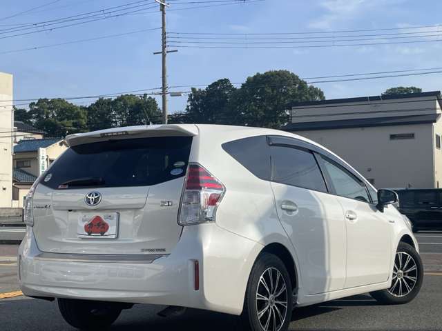 トヨタ プリウスΑ １．８ Ｓ Ｌセレクション H27年 (近畿) 99