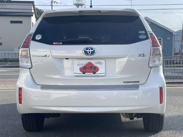トヨタ プリウスΑ １．８ Ｓ Ｌセレクション H27年 (近畿) 99