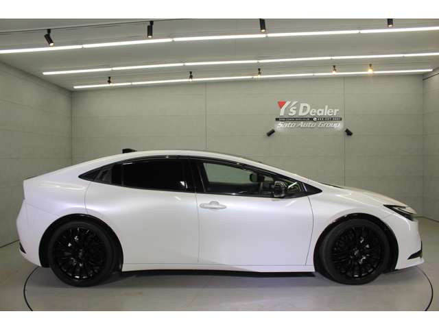 トヨタ プリウス ２．０ Ｚ R5年 (関東) 99