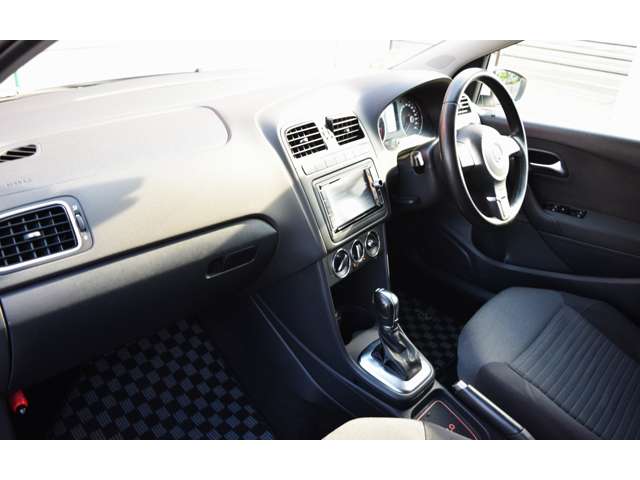 フォルクスワーゲン ポロ アクティブ　ブルーモーションテクノロジー H25年 (東北) 99