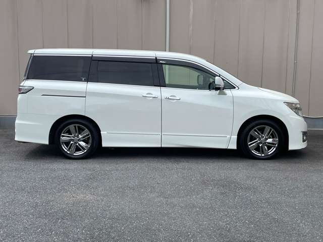 日産 エルグランド ２．５ ライダー H25年 (関東) 99