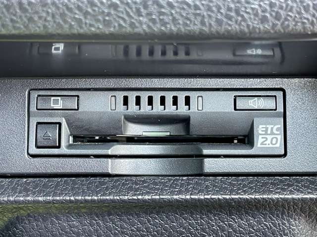 トヨタ ヴォクシー ２．０ ＺＳ 煌 H30年 (近畿) 99