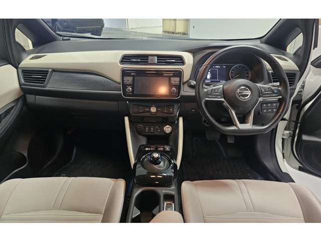 日産 リーフ Ｇ H30年 (近畿) 99