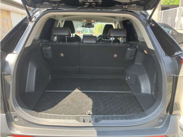 トヨタ ＲＡＶ４ ２．０ アドベンチャー ４ＷＤ R2年 (近畿) 99
