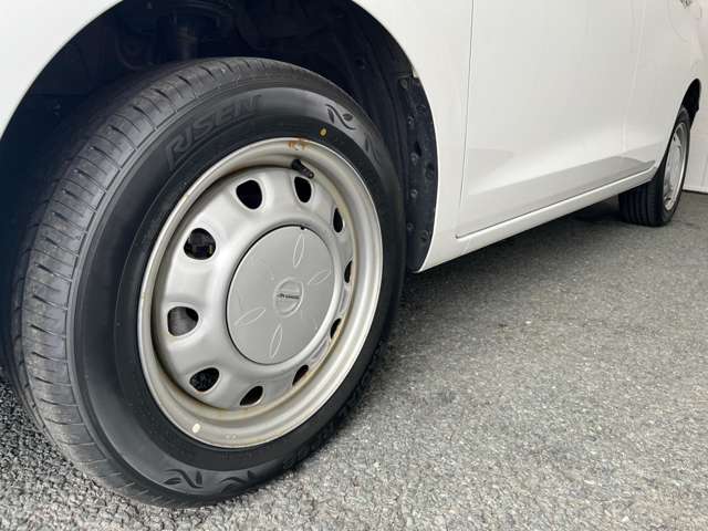 ホンダ フィット　ハイブリッド １．５ Ｅ：ＨＥＶ ベーシック ４ＷＤ R4年 (東北) 99