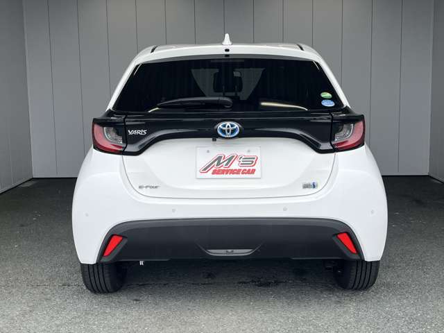 トヨタ ヤリス １．５ ハイブリッド Ｘ Ｅ－ＦＯＵＲ ４ＷＤ R3年 (東北) 99
