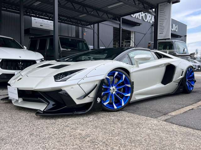ランボルギーニ アヴェンタドールロードスタ ＬＰ７００－４ ４ＷＤ H27年 (東海) 99
