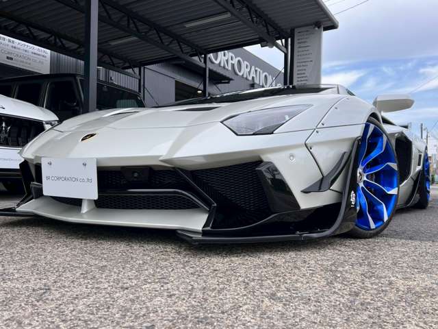 ランボルギーニ アヴェンタドールロードスタ ＬＰ７００－４ ４ＷＤ H27年 (東海) 99